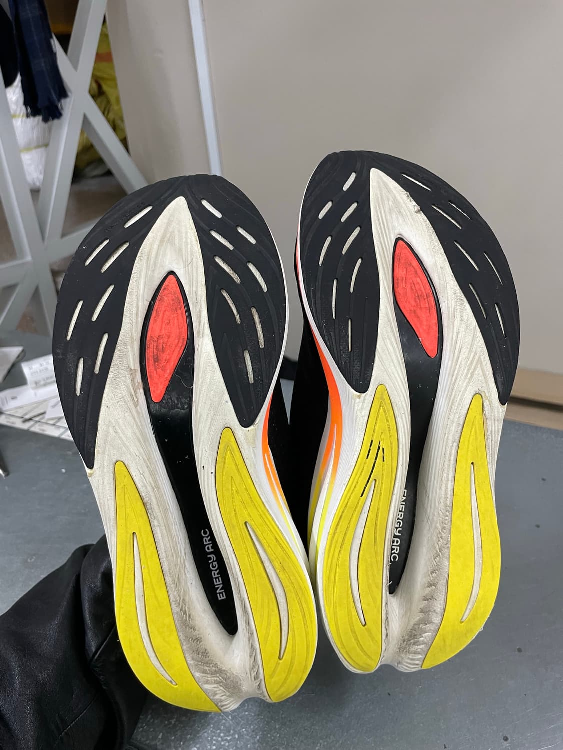 뉴발란스 퓨어셀 슈퍼컴프 트레이너 v2 블랙 270 상품이미지6