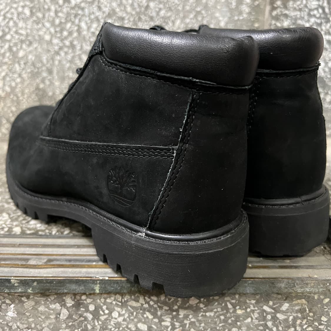팀버랜드 추카 부츠 블랙 상품이미지4