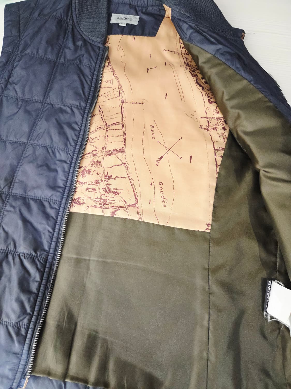 시리즈 스퀘어 퀼팅 패딩 조끼 네이비_100 상품이미지7