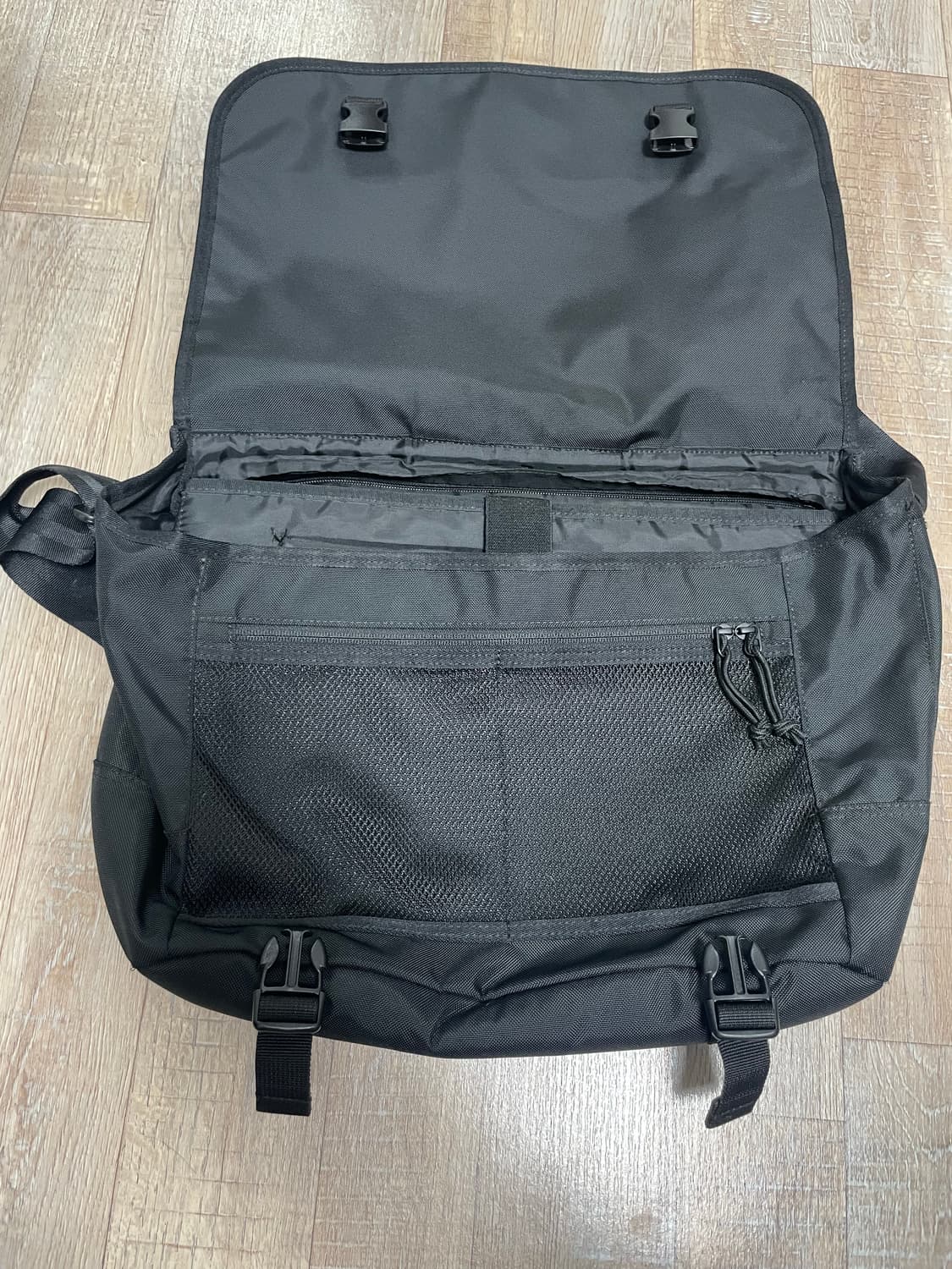 커버낫 메신저백 상품이미지4