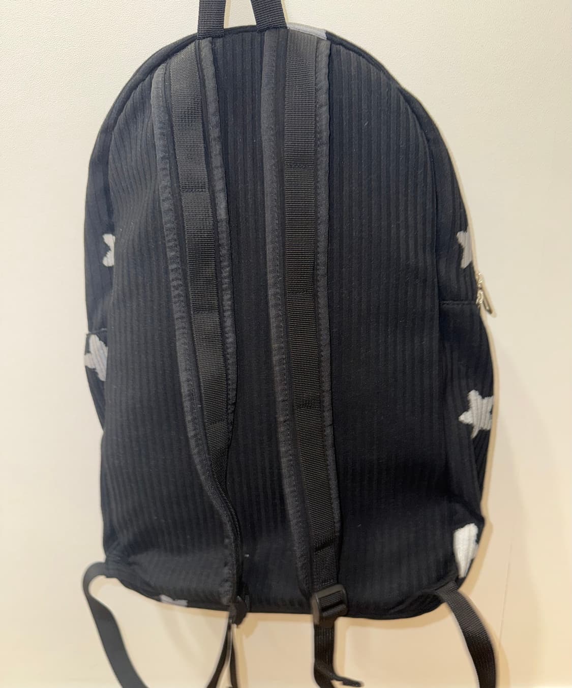 무음 네스트 백팩 스타 블랙(체인X) 상품이미지4