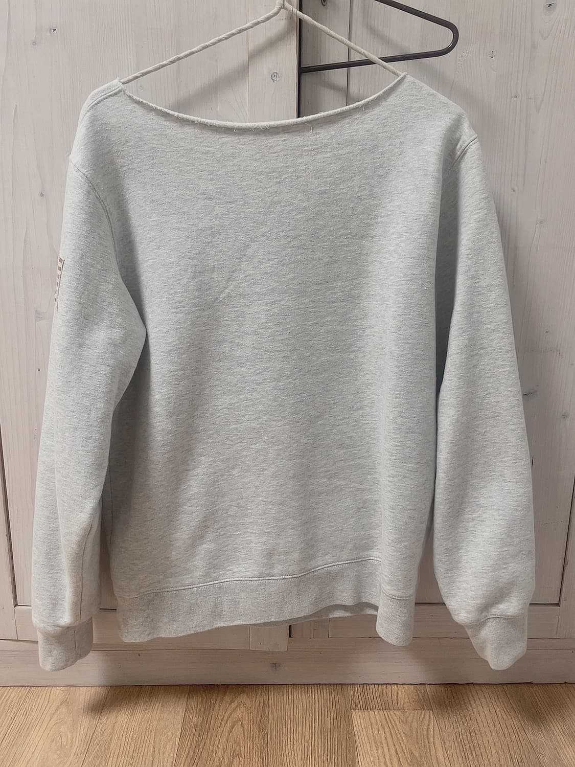 브랜디멜빌 뉴욕 오프숄더 그레이 스웻셔츠 맨투맨 상품이미지5