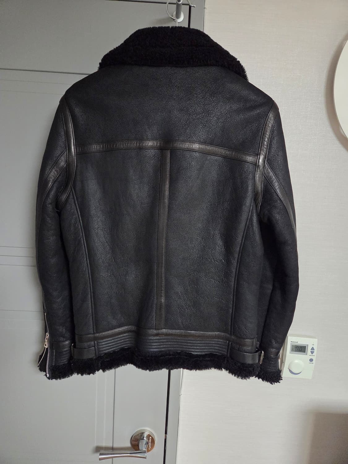 느와르 라르메스 블랙 무통 라이더 자켓 상품이미지6