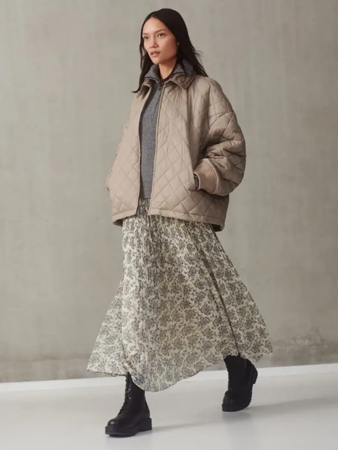유니클로 C 2023 F/W 쉬폰스커트 S사이즈 상품이미지1