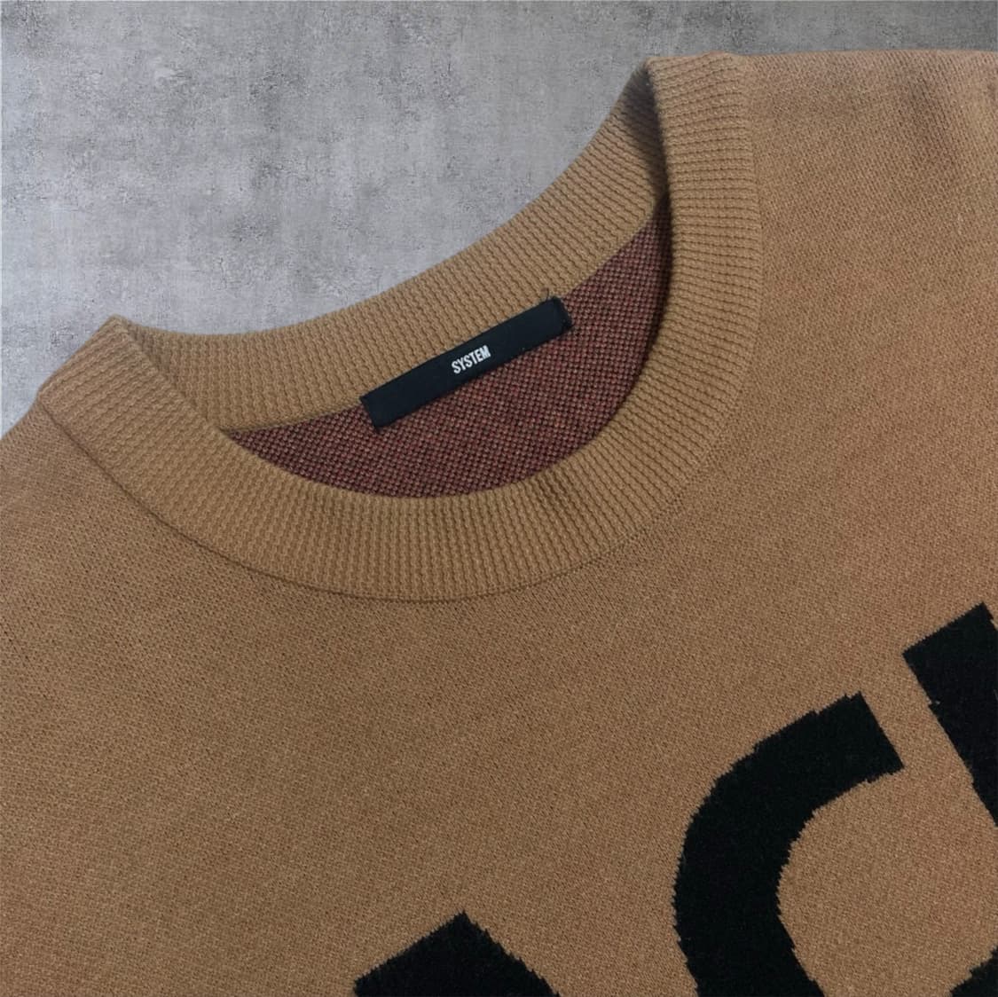 시스템 System 카멜브라운 레터링 자카드 니트 100 상품이미지3