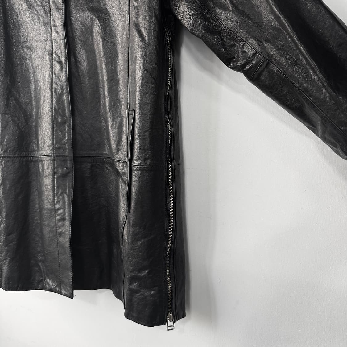 The Studio K 로보 레더 코트 상품이미지3