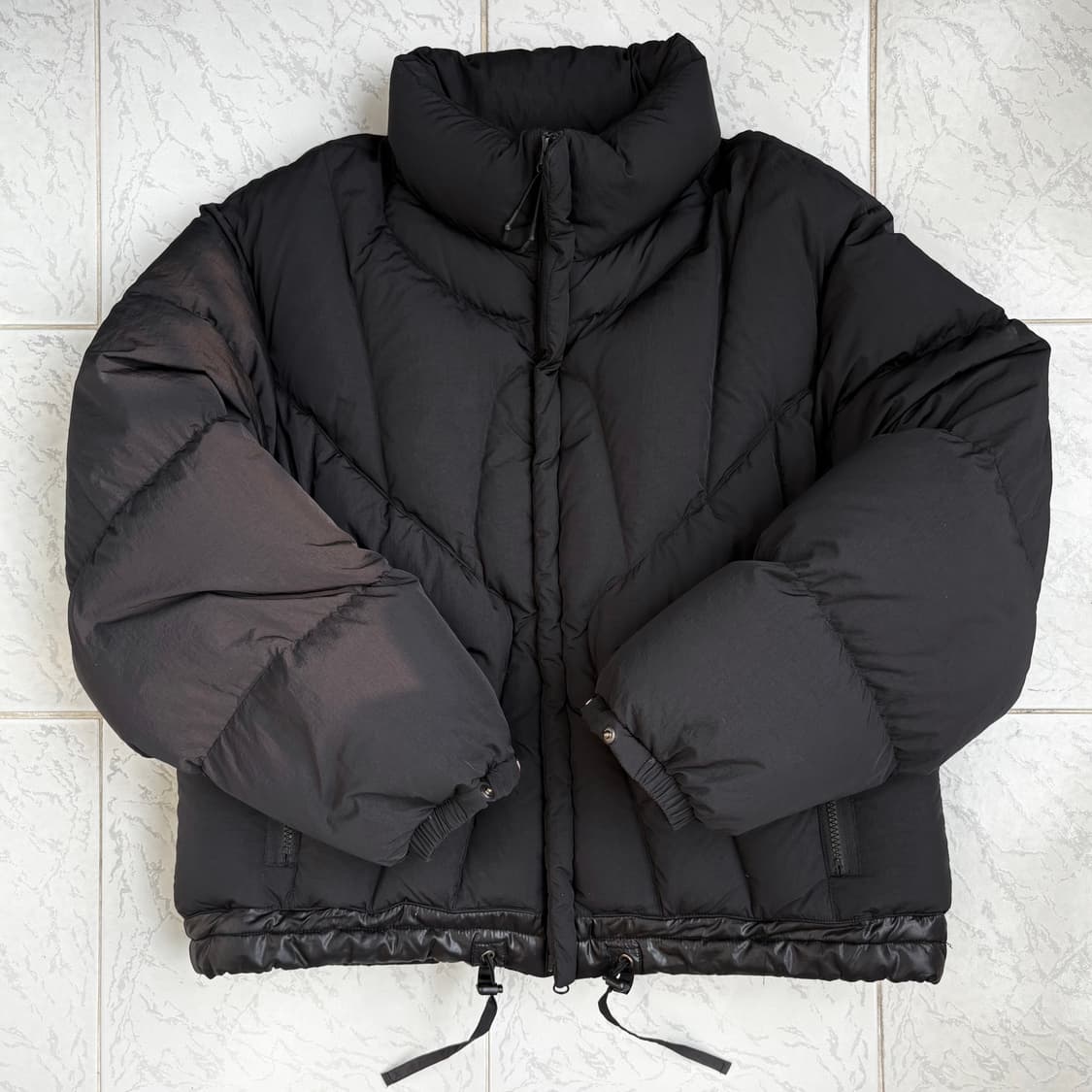 언어펙티드 콘트라스트 패널 다운 패딩 M 상품이미지1