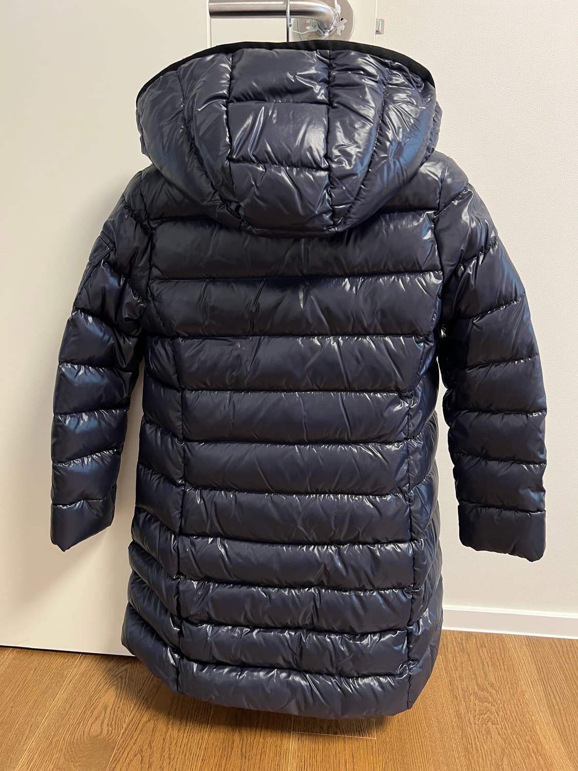 정품 몽클레어 모카 패딩 10Y 상품이미지2