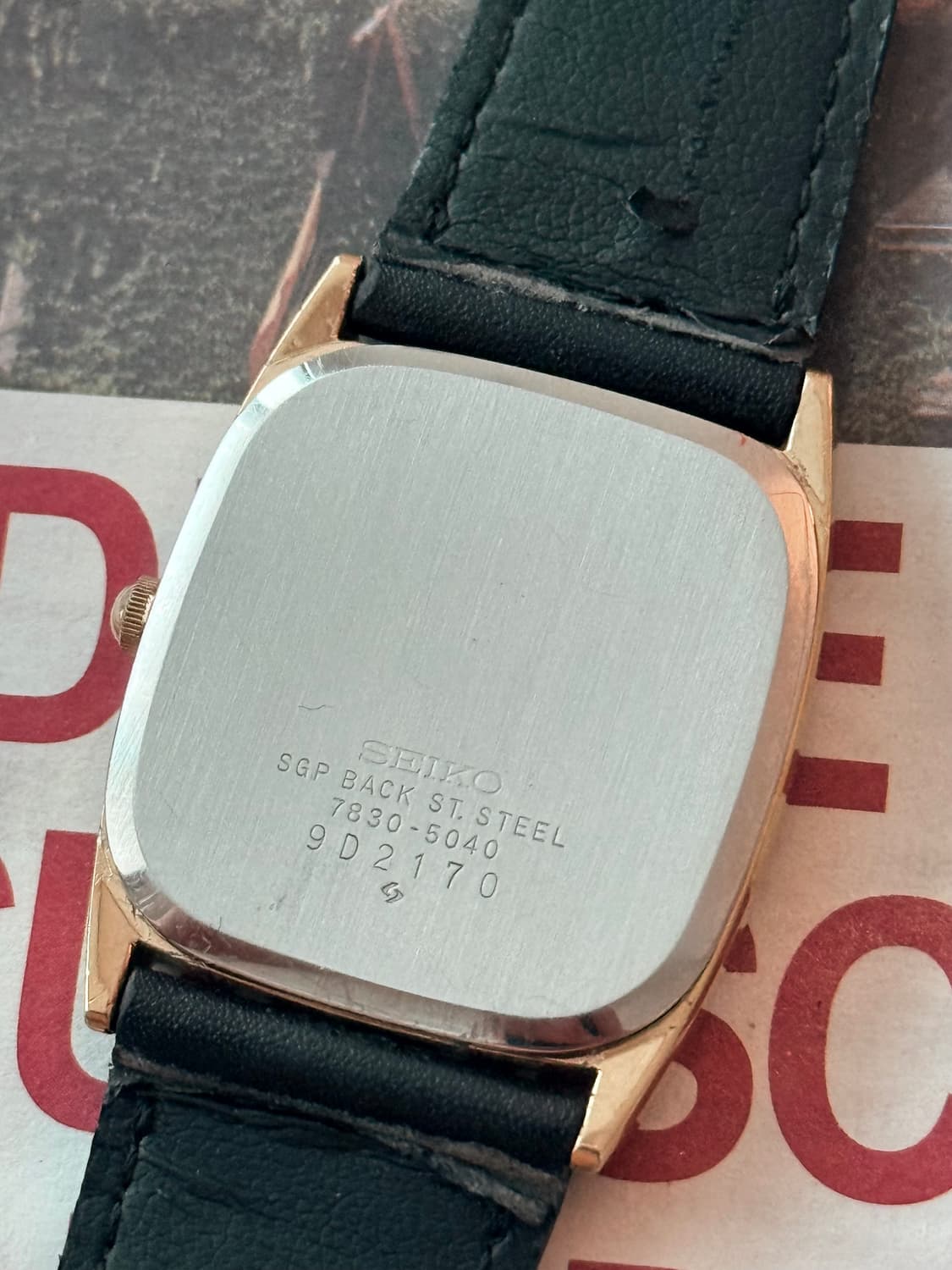 Seiko 세이코 Quartz Square 샴페인 골드 상품이미지4