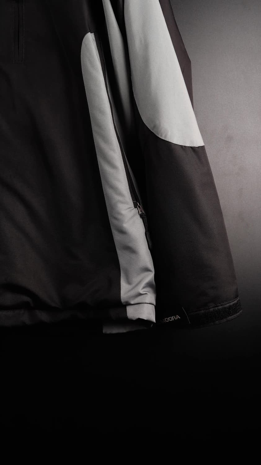 디아도라 블랙 바람막이 상품이미지4