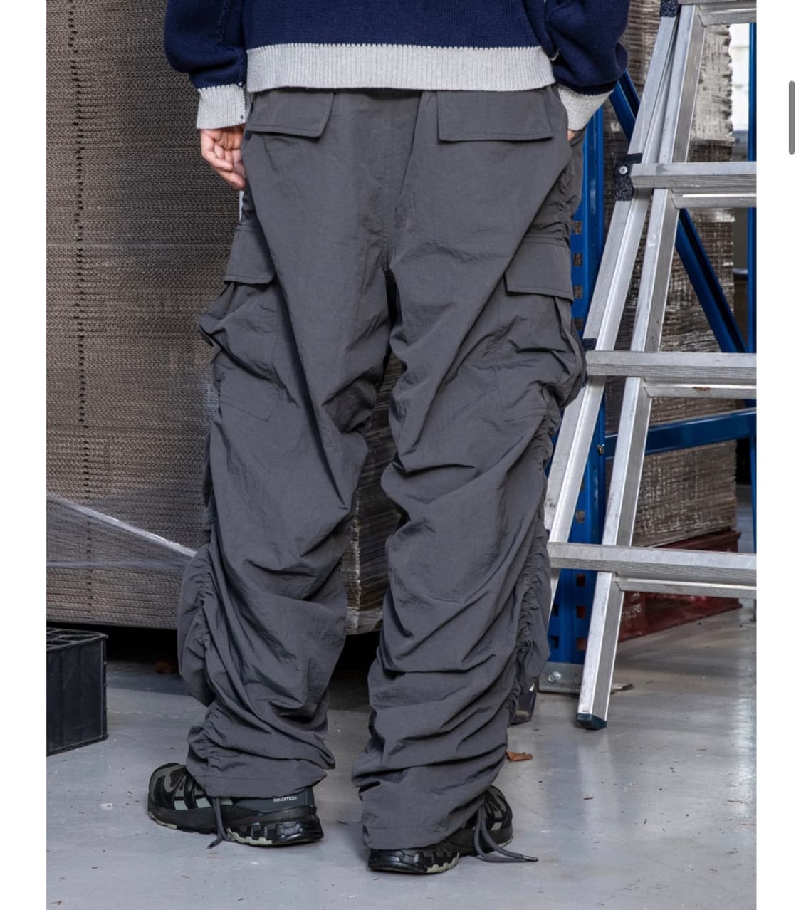 [S] 엑스톤즈 XP127 셔링 카고 팬츠 차콜(CHARCOAL) 상품이미지4