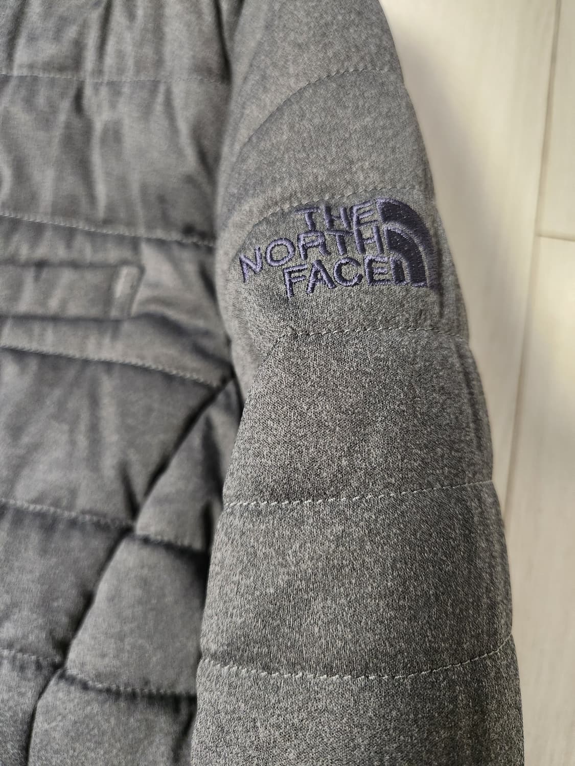 노스페이스 화이트라벨 여성 그랜트 브이모션 롱패딩자켓 사이즈95(L) 상품이미지5