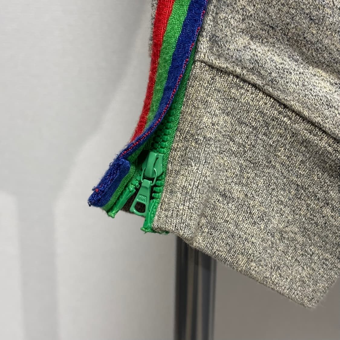 L) bless 블레스 백지퍼 후디 상품이미지4