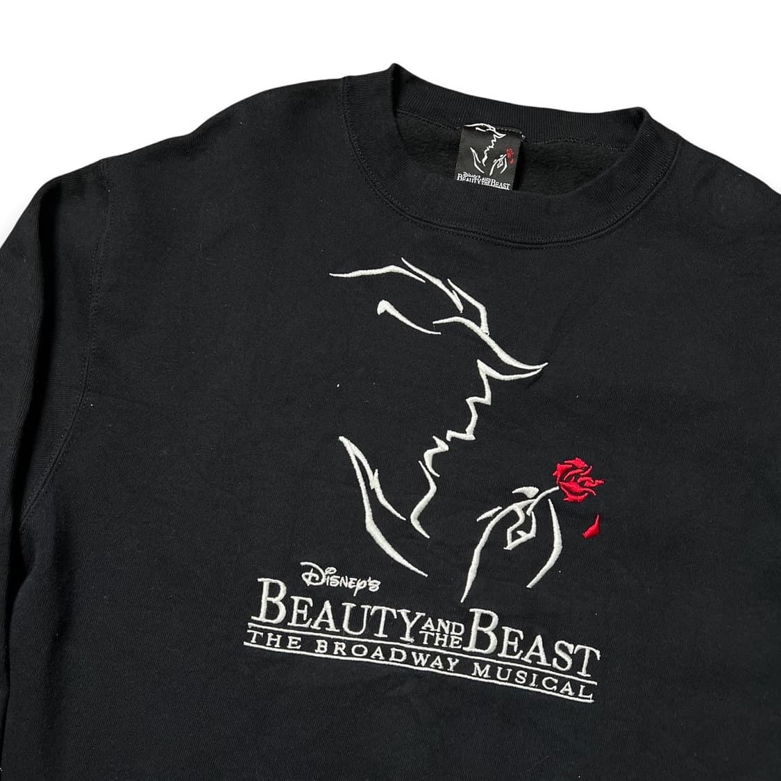 90’s 디즈니 미녀와야수 뮤지컬 투어 스웻셔츠 상품이미지3