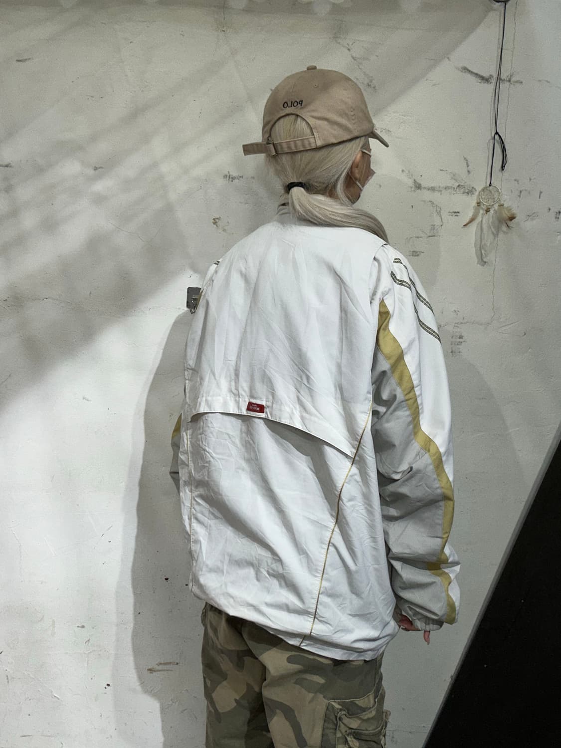 미즈노 화이트 골드 일본판 바람막이 오버핏 트랙 자켓 L 상품이미지3