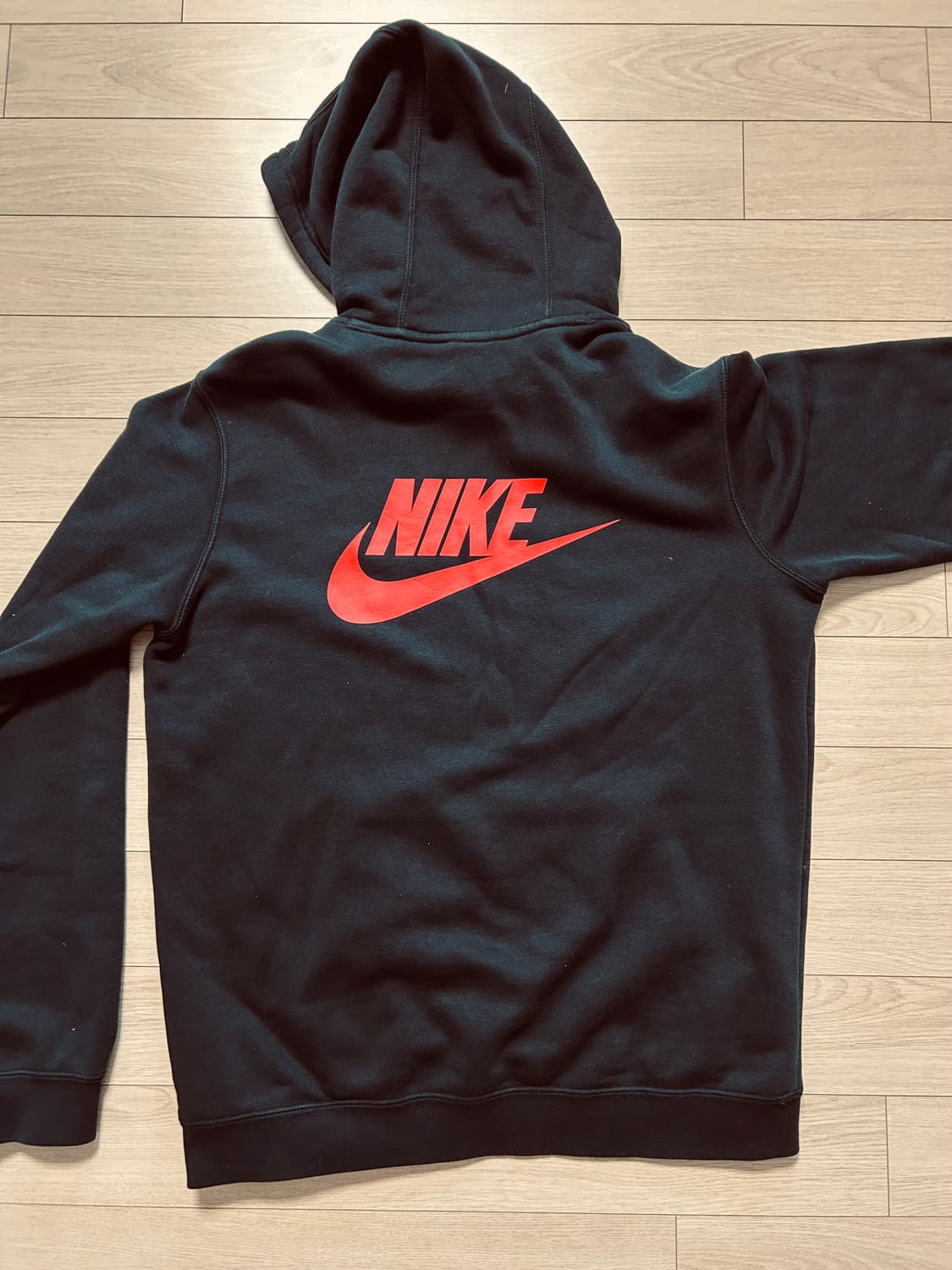 나이키x기묘한이야기 후디 상품이미지3