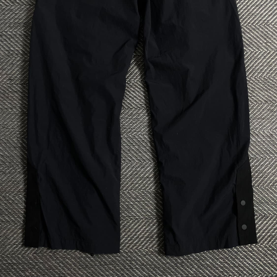 쿠어 유틸리티 지퍼플랩 디테일 팬츠 블랙y 3046 상품이미지5