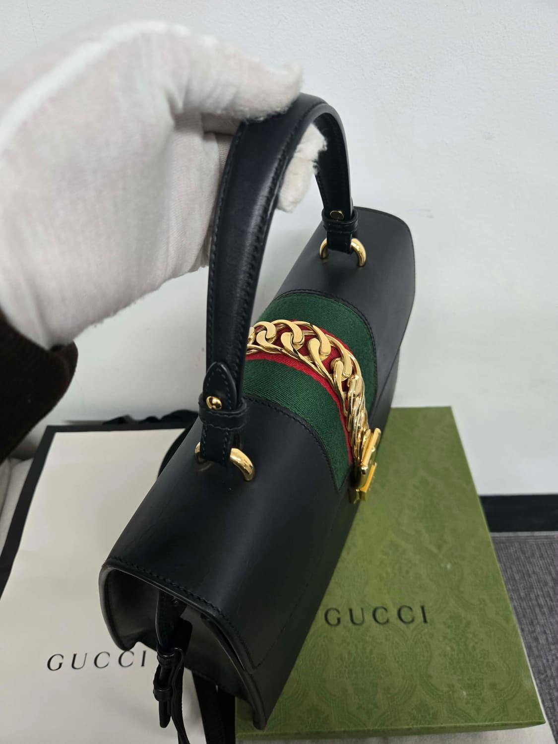 [보증서 정품] 구찌 미디엄 탑핸들 실비백 상품이미지5