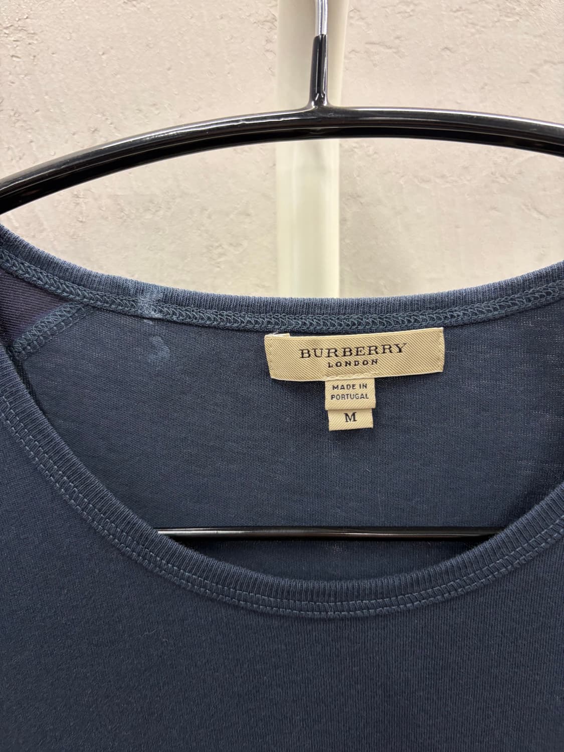 버버리 런던 네이비 체크 포인트 반팔티 M 상품이미지3