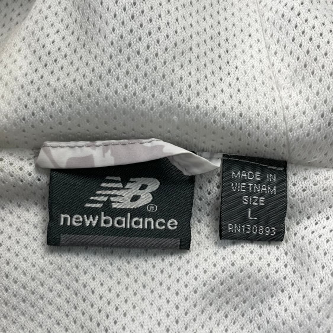 100 뉴발란스 카모 바람막이  상품이미지3