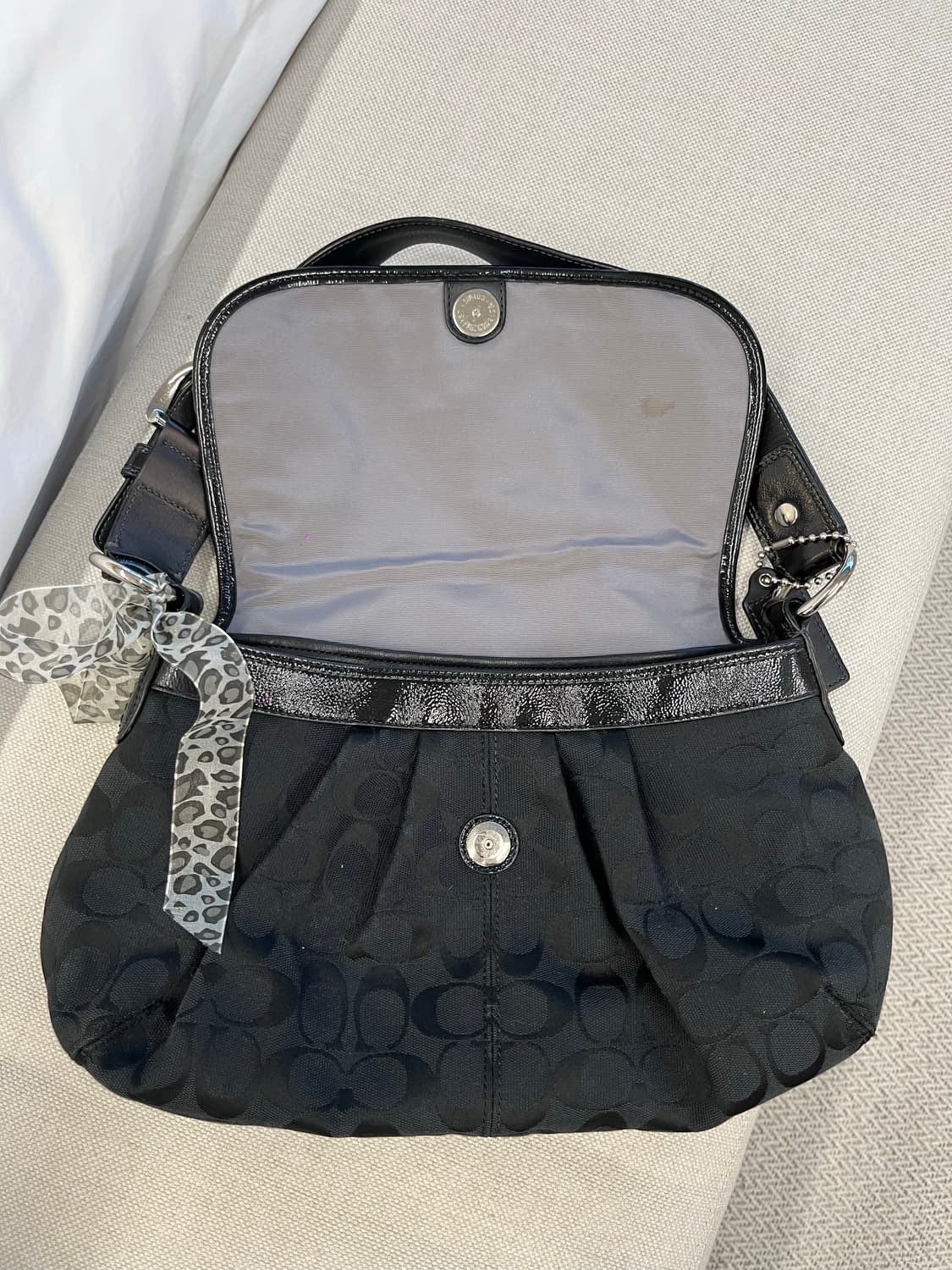 Coach Black Leopard Bag 상품이미지4