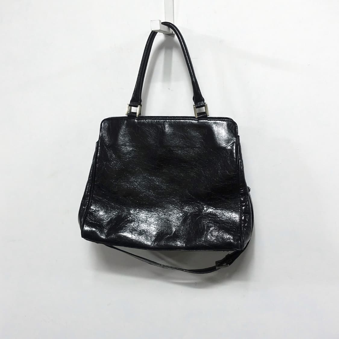LEATHER 블랙 링클 가공 레더 크로스 벨트 스트랩 숄더백  상품이미지3