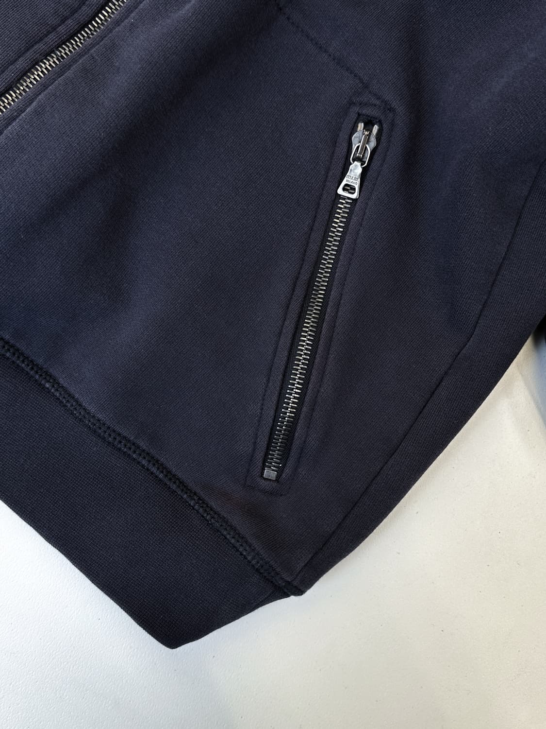 프라다 나일론 패널 후드집업 상품이미지10