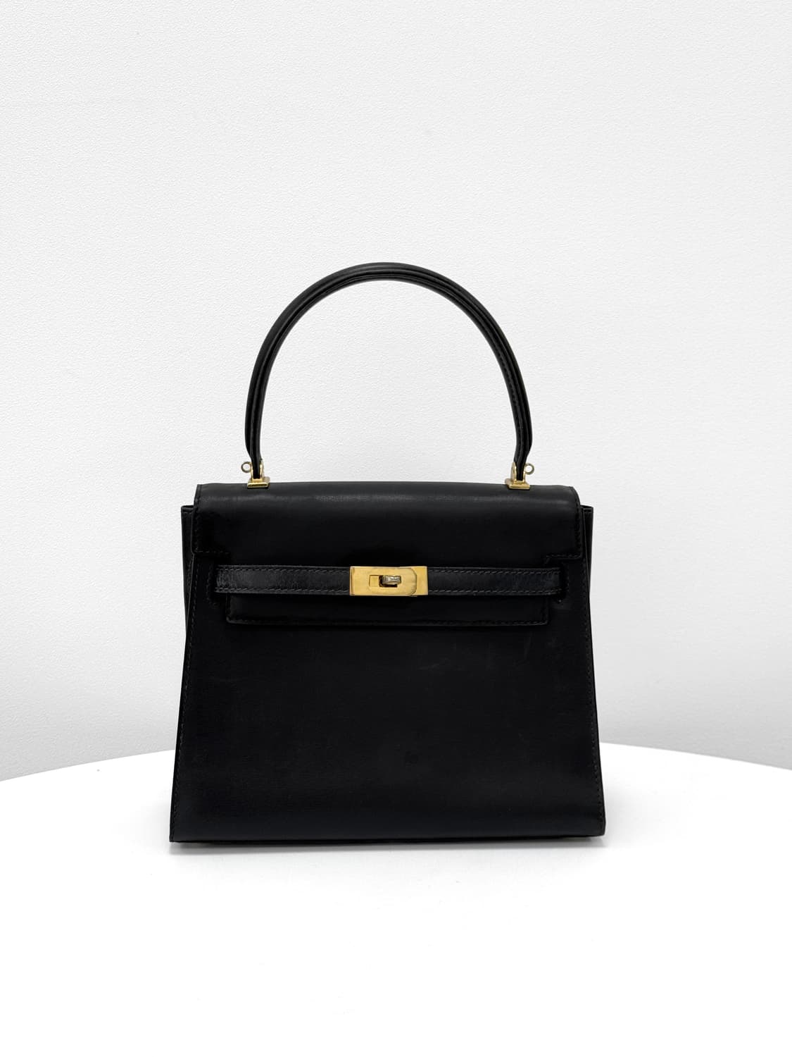 Bally Leather Kelly Tote Bag 상품이미지2