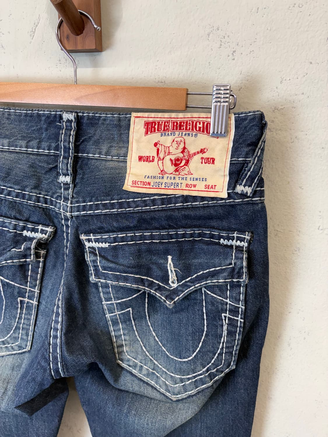 트루릴리전 빈티지 워싱 부츠컷 데님 상품이미지4