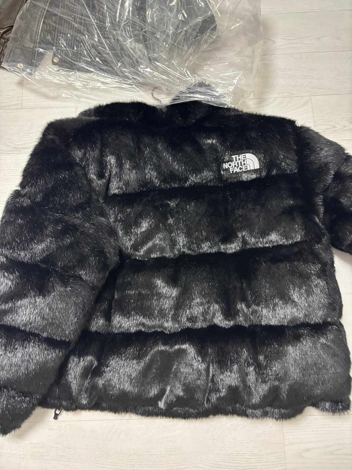 슈프림 x 노스페이스 포우 퍼 눕시 자켓 블랙 - 20FW L 상품이미지9