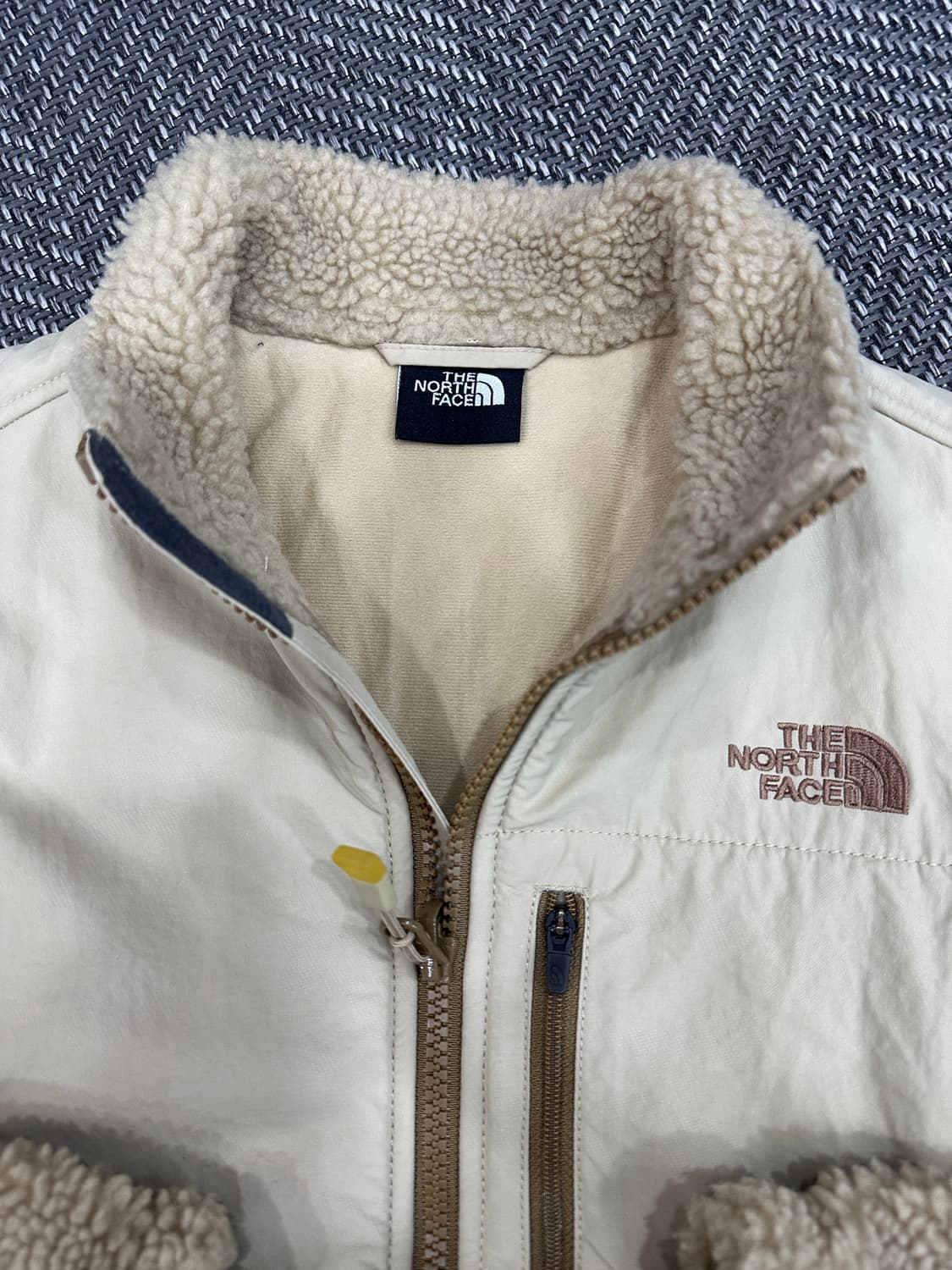 노스페이스 뽀글이 후리스 베이지 상품이미지4