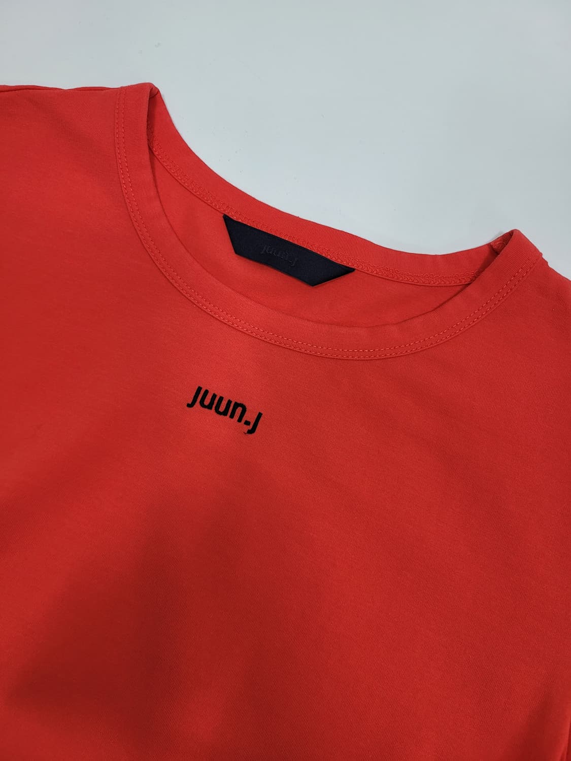 JUUN.J 22SS 준지 자수 로고 크롭 티셔츠 / 여 38 (85)  상품이미지3