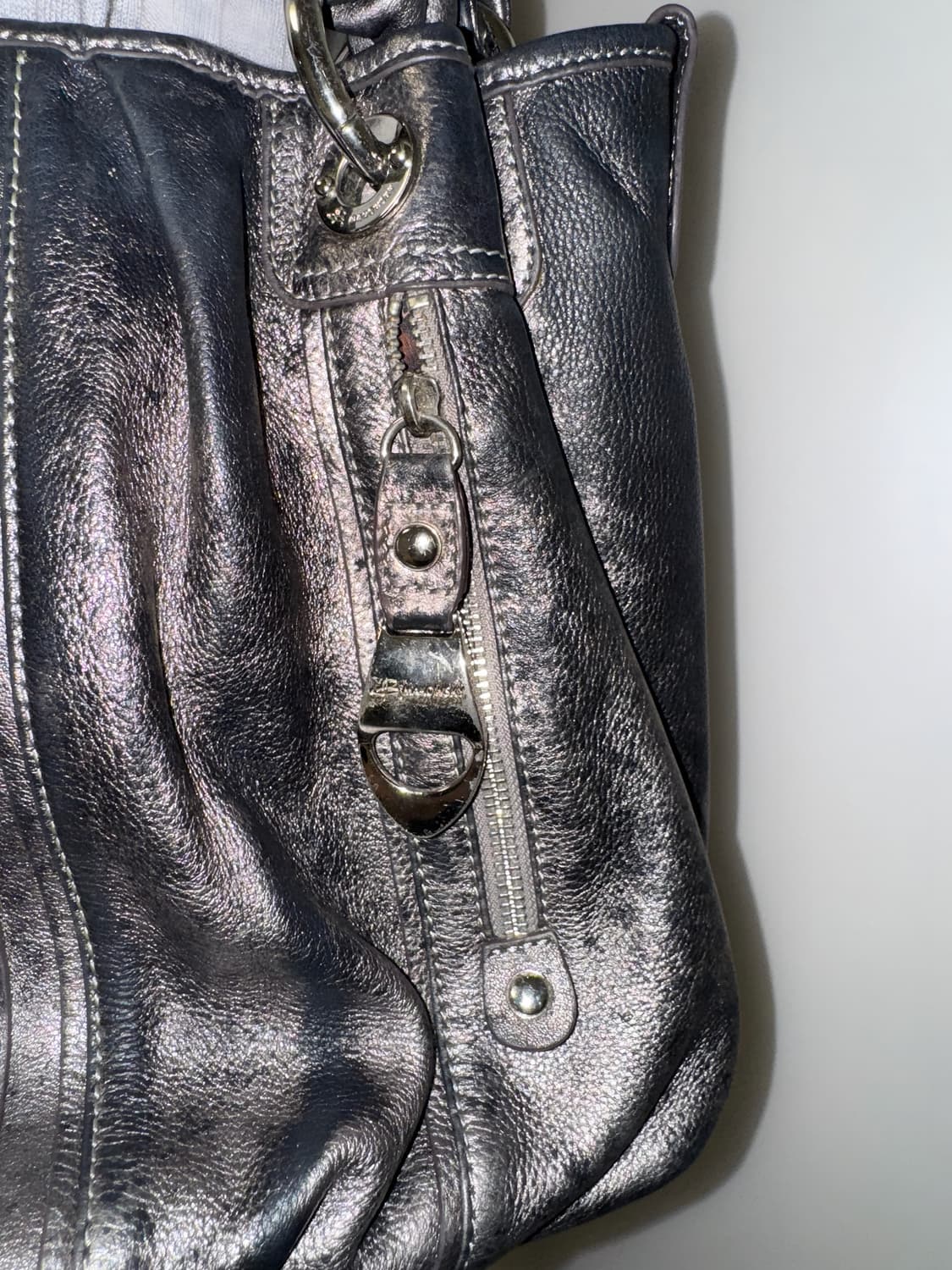 비 마코스키 와투케 메탈릭 백 상품이미지4