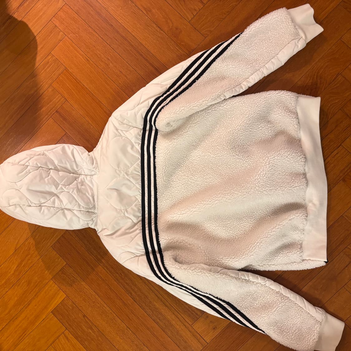 아디다스 경량패딩 상품이미지3