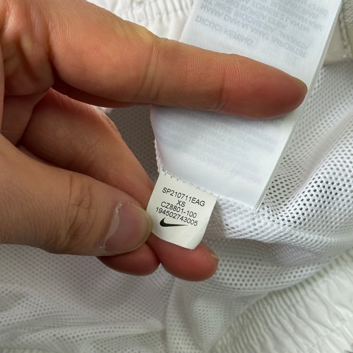 나이키 우먼 백로고 화이트 크롭 바람막이 XS 상품이미지8