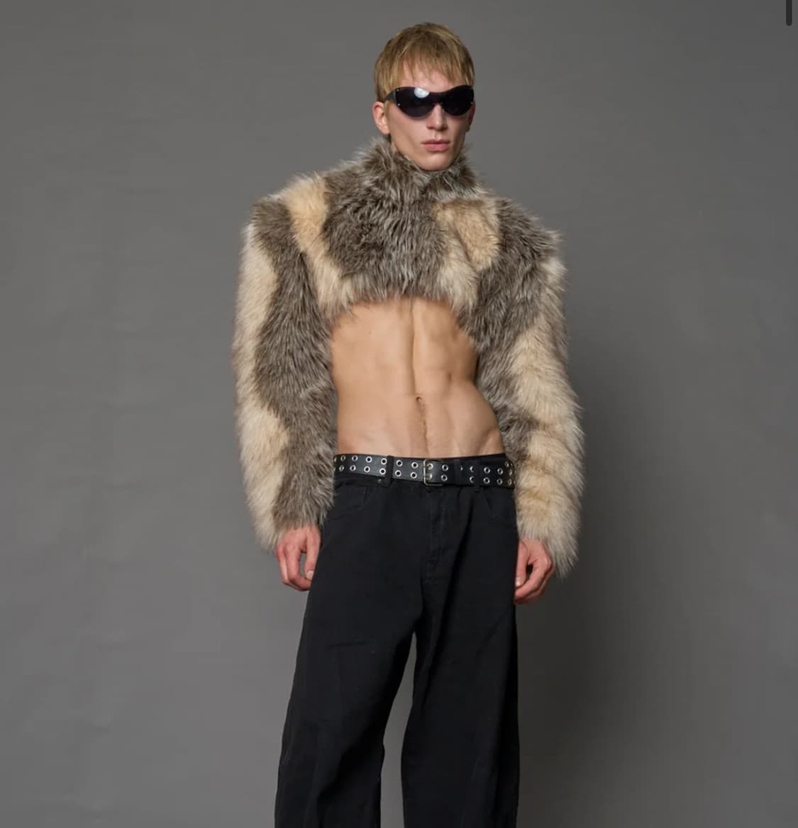 나밀리아 25FW 카티필 남성 퍼 볼레로 크롭 집업자켓 갓뎀 상품이미지1