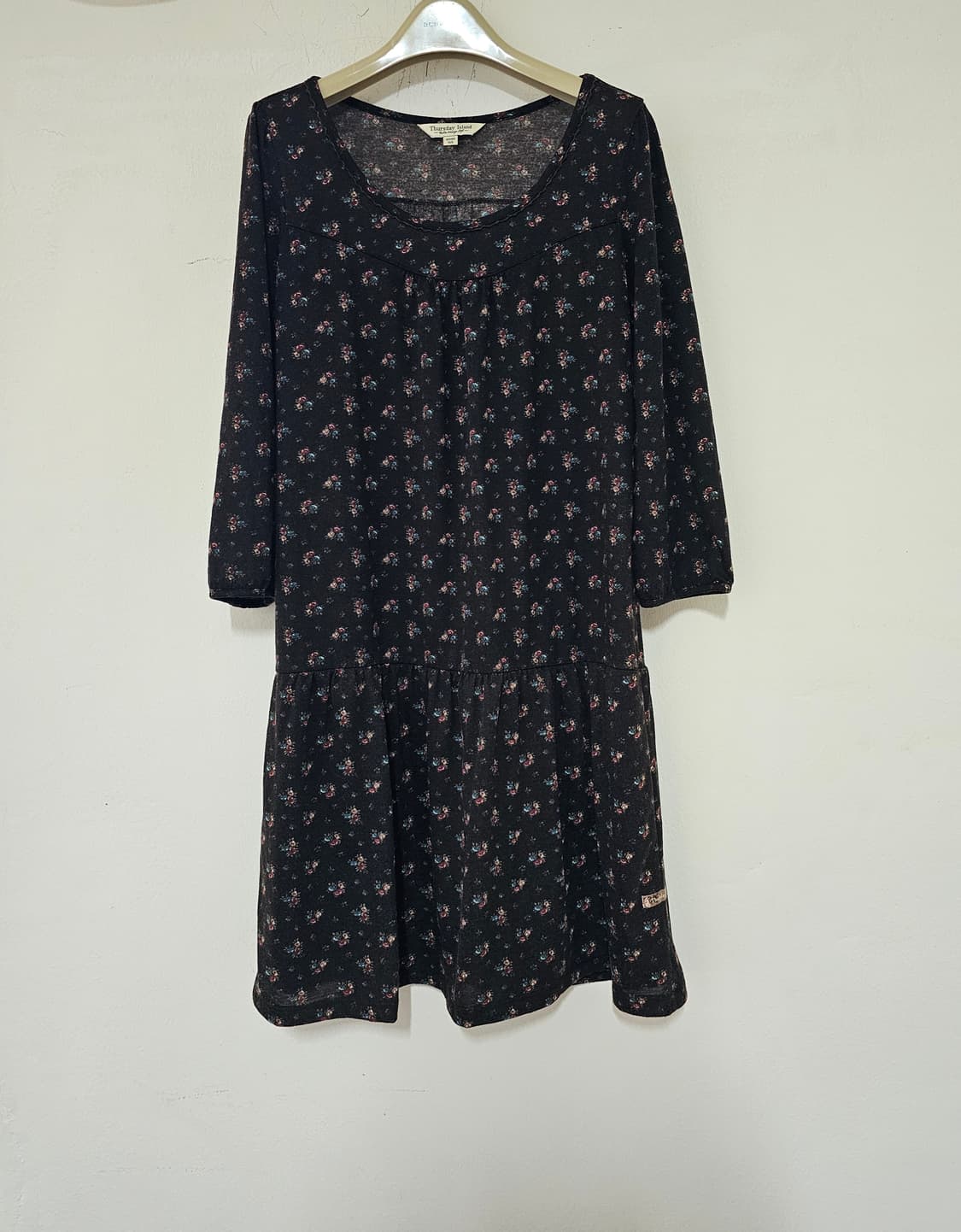 써스데이아일랜드  진갈색 7부  원피스 M. 상품이미지1