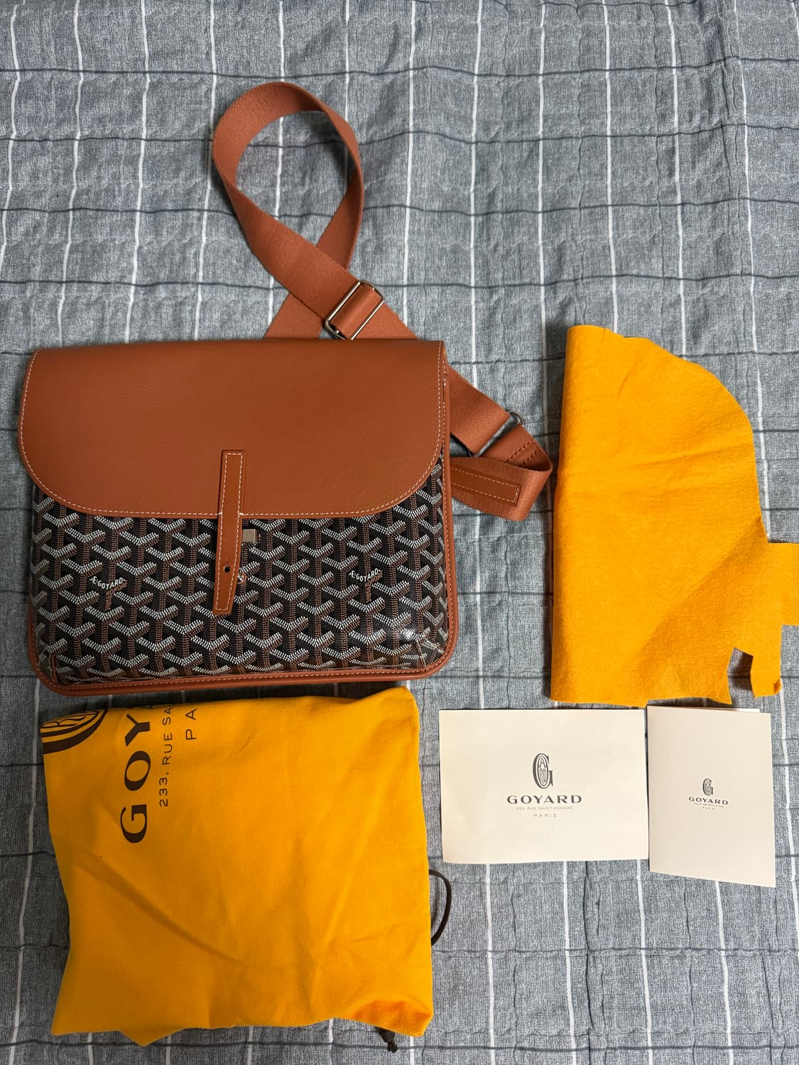 고야드 쿠르지에 메신저백 민트급  블랙탄 풀구성 판매  상품이미지1