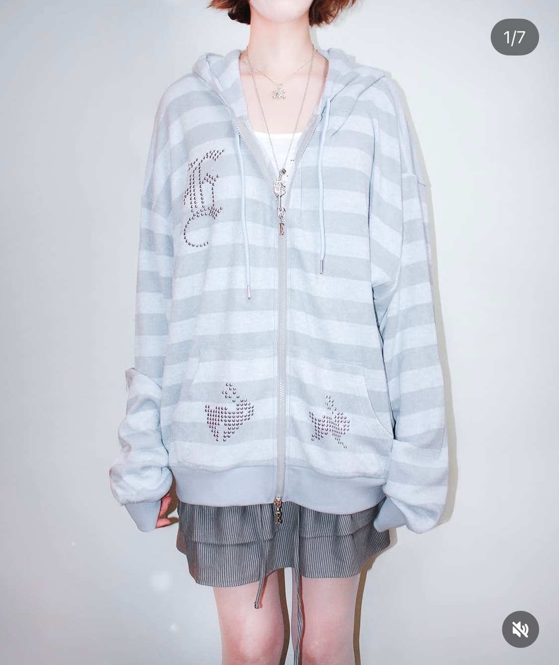 eessay 에세이 후드집업 상품이미지3