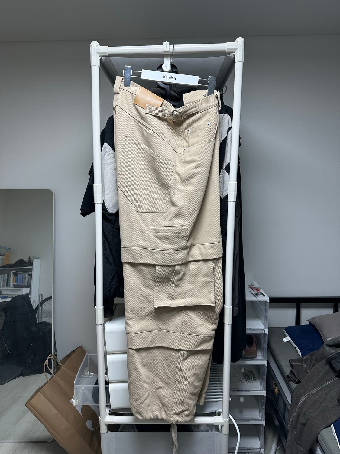 카미엔 타이탄 배기 팬츠 베이지 (2) 상품이미지1