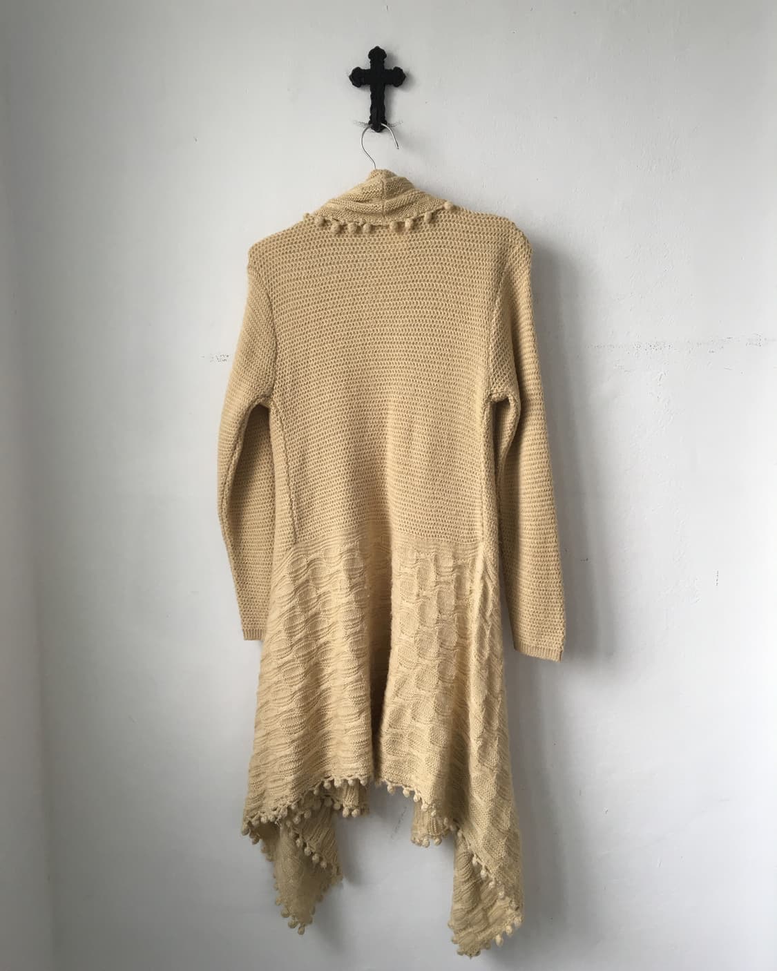 Pom pom unbalanced open knit caridgan 상품이미지3