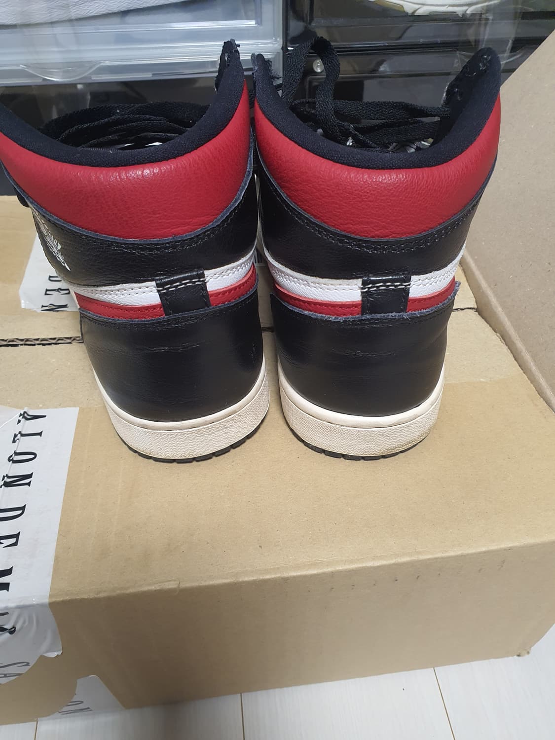 나이키 에어 조던 1 하이 짐레드 265 상품이미지2