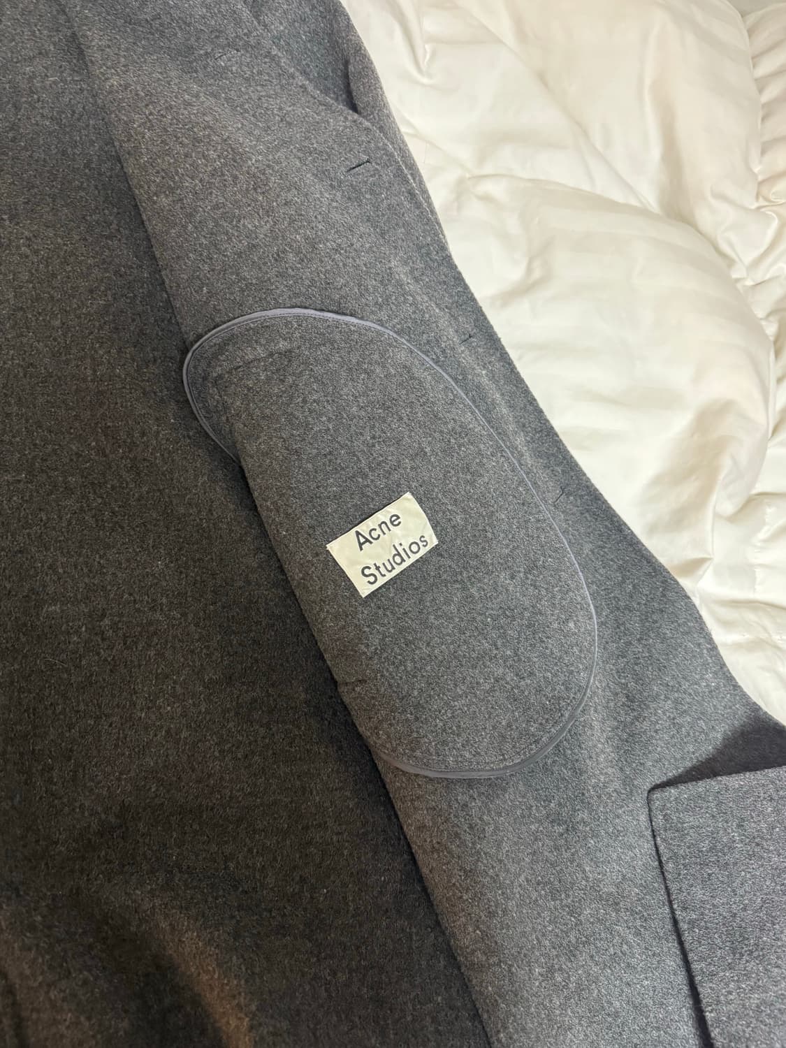 아크네 스튜디오 그레이 코트 상품이미지2