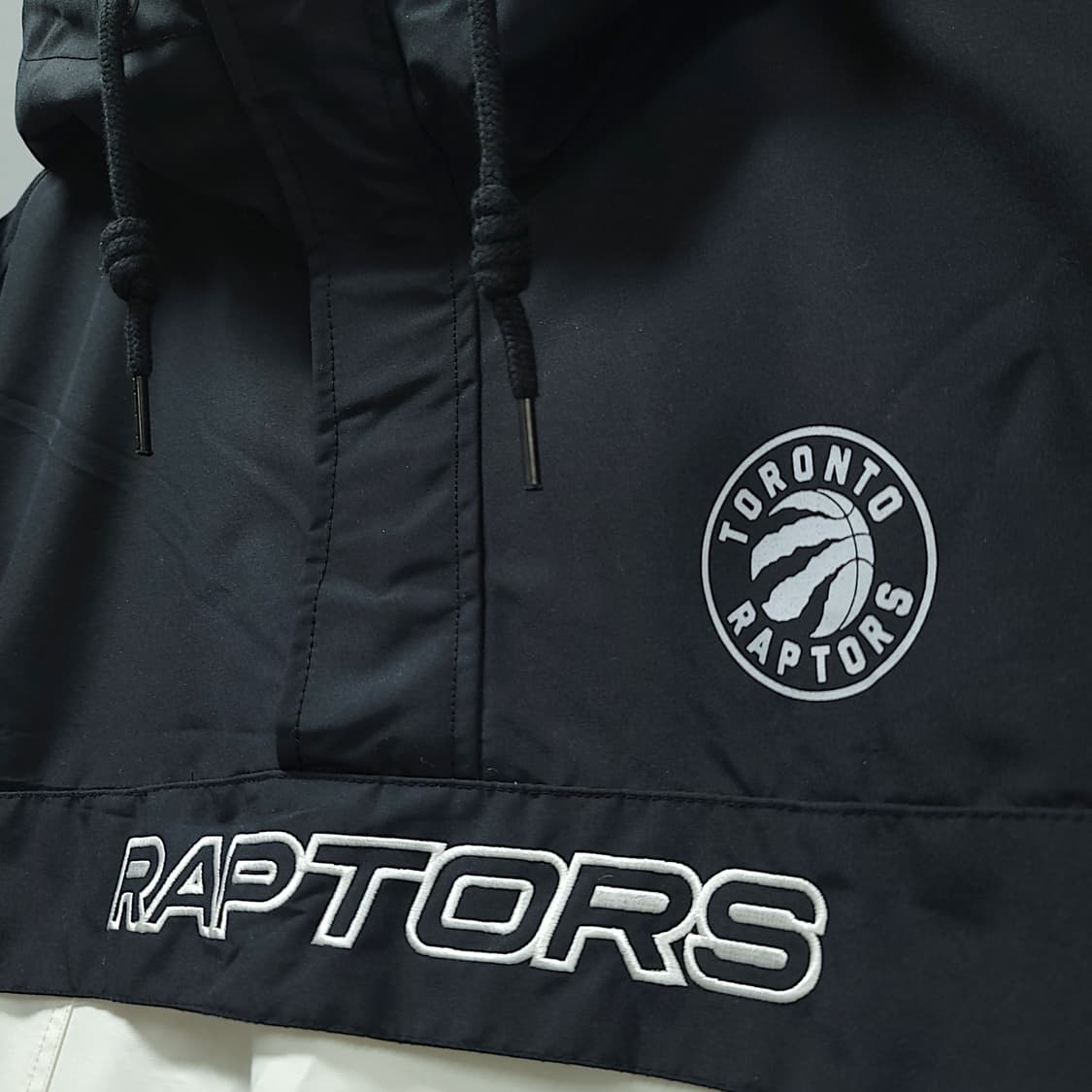 [M] NBA 토론토 랩터스 바람막이 아노락 상품이미지4