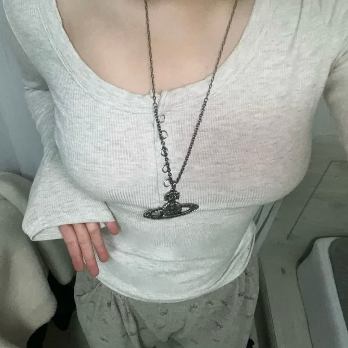 비비안웨스트우드 황동 빅 orb 목걸이 상품이미지9