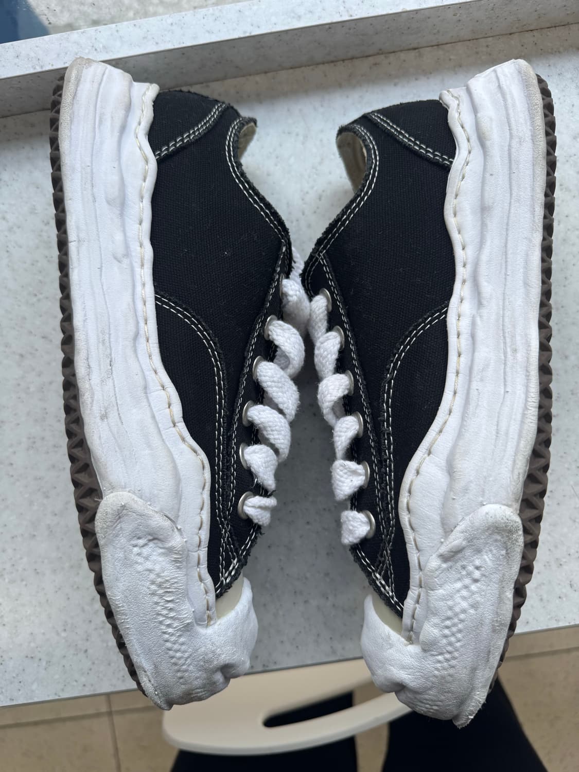 메종 미하라 야스히로 블랙 41 상품이미지4