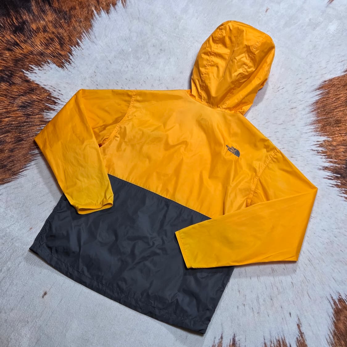 노스페이스 배색 바람막이 자켓 상품이미지5