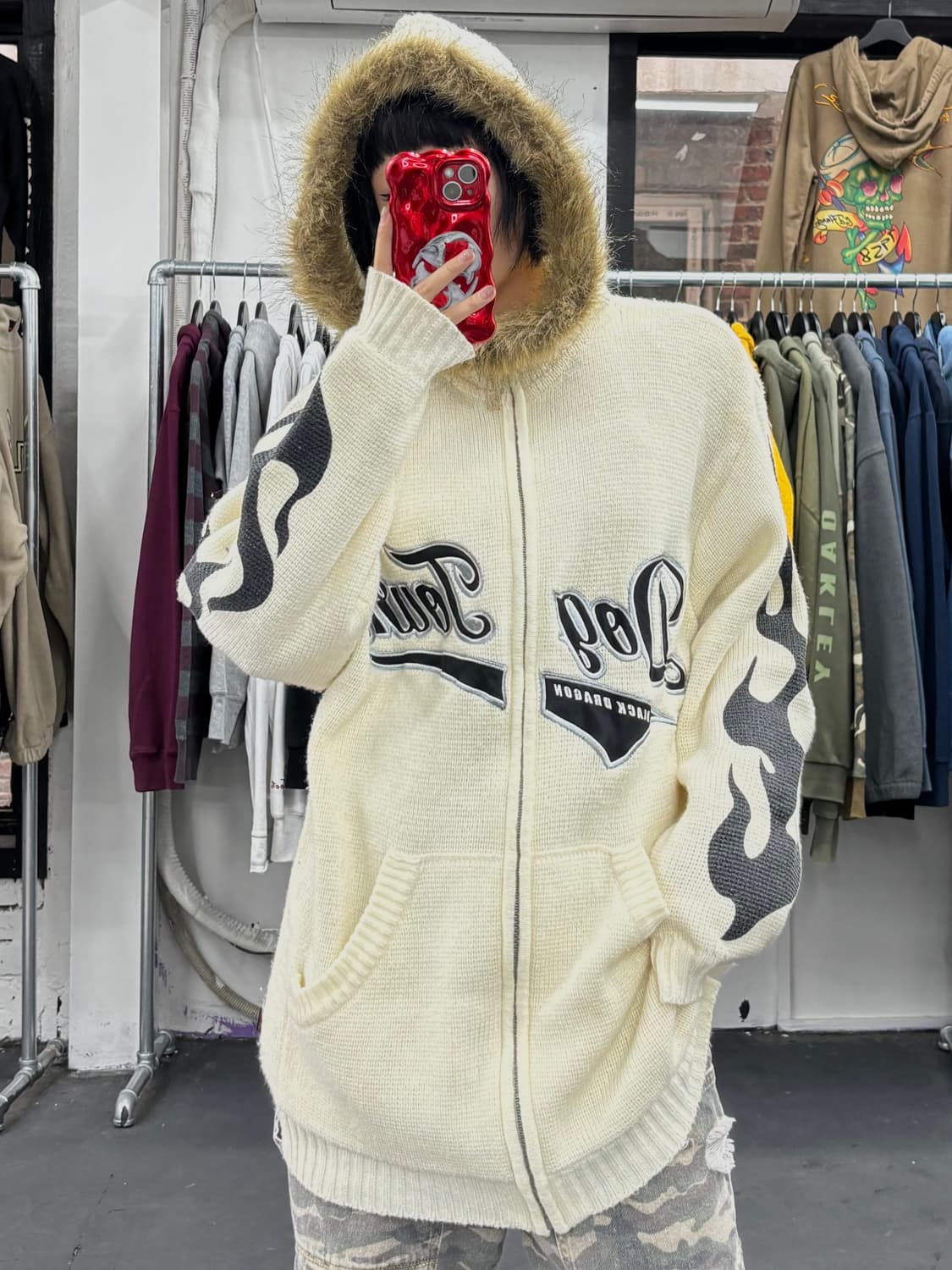 도그타운 블랙드래곤 퍼 니트집업 상품이미지4