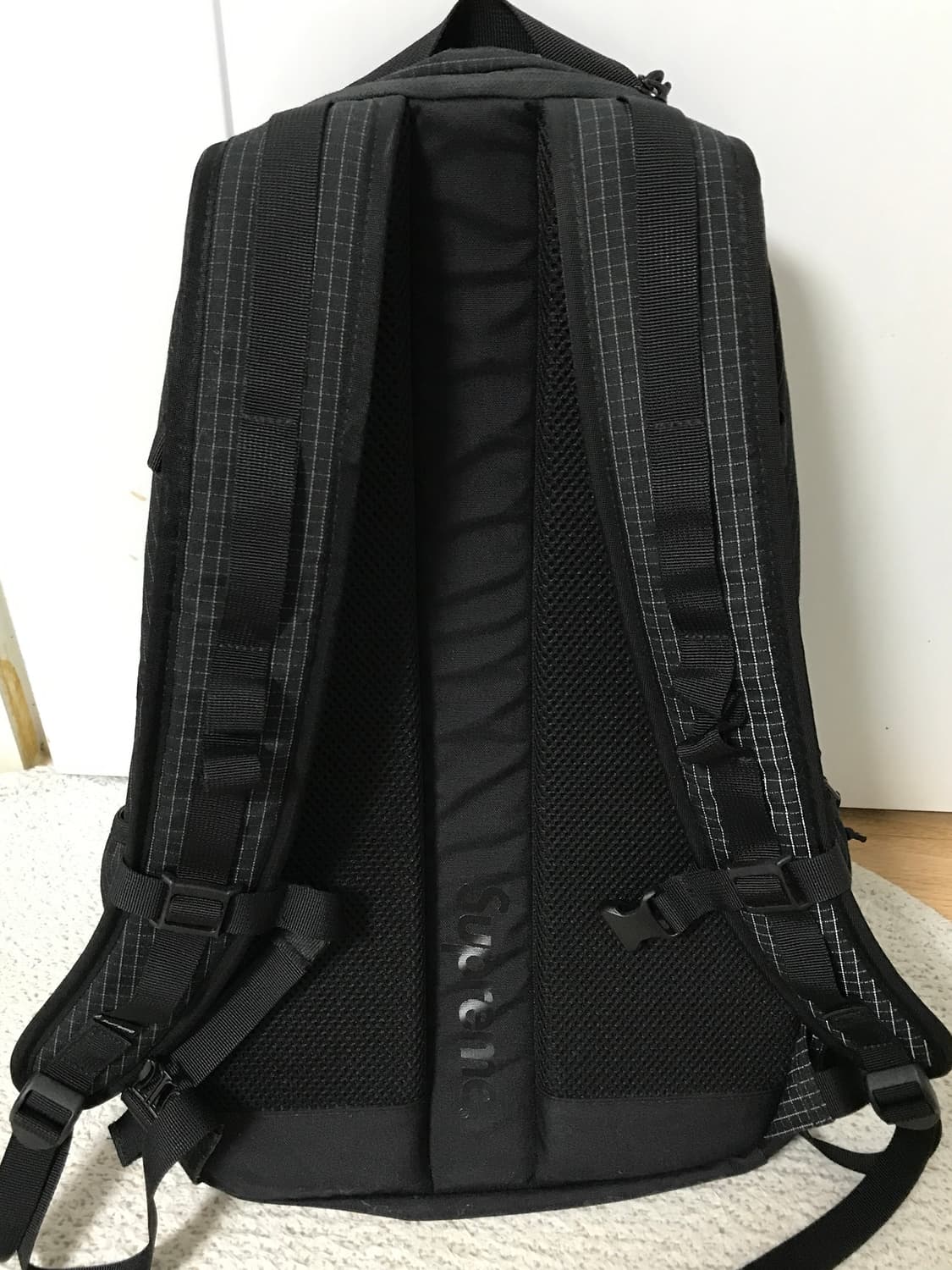 슈프림 24ss 백팩 블랙 상품이미지2