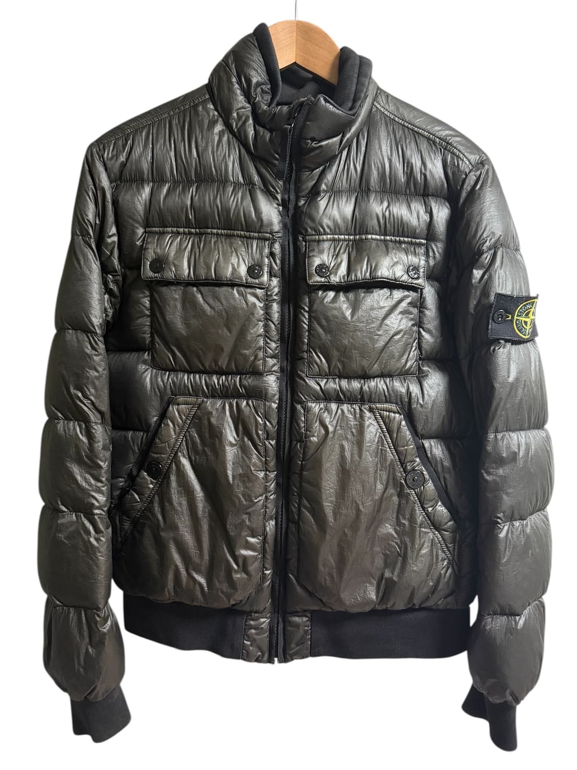 [S] 스톤아일랜드 경량패딩 블랙카키 상품이미지2